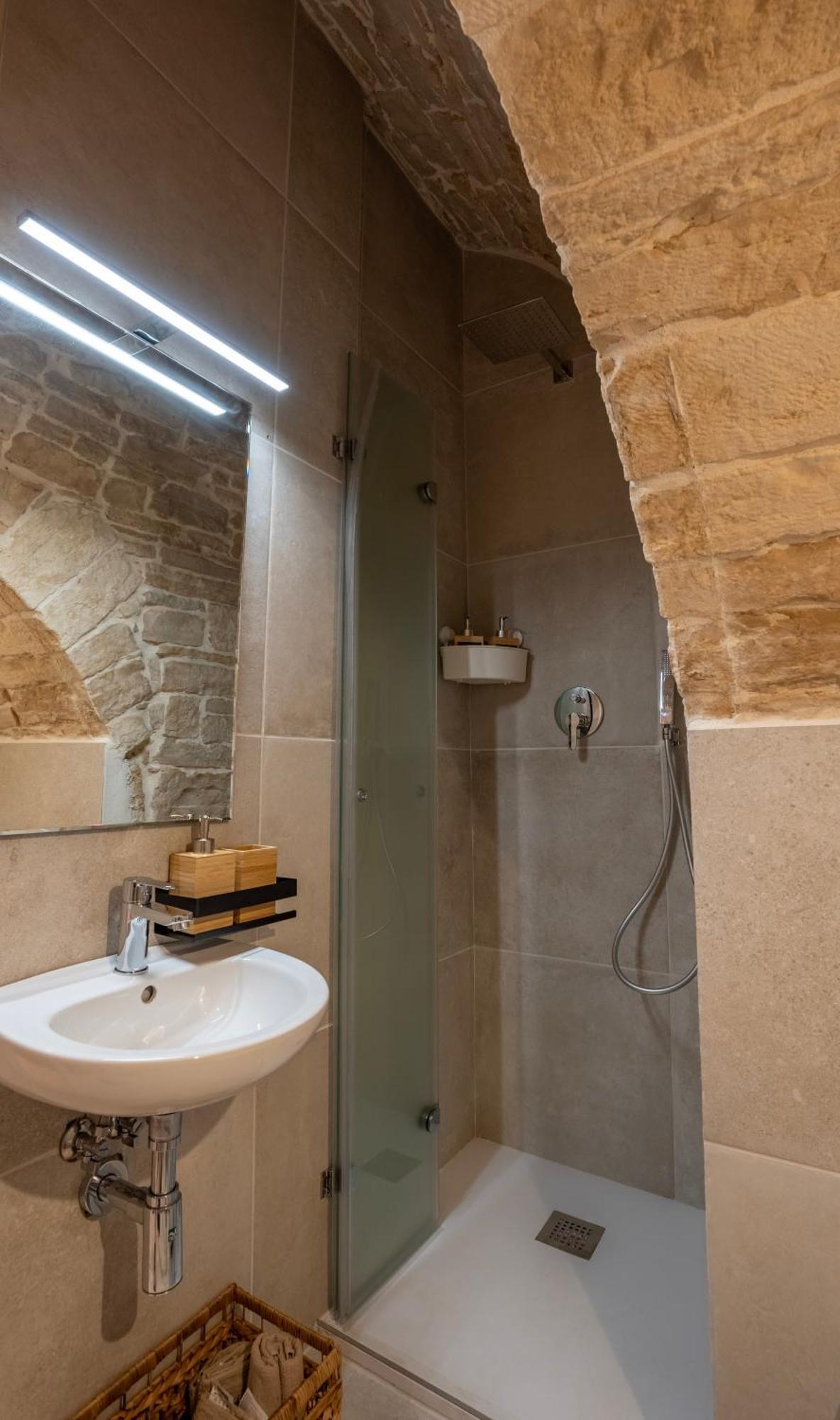Hotel Dimora Corte Sant Angelo à Bitonto Extérieur photo